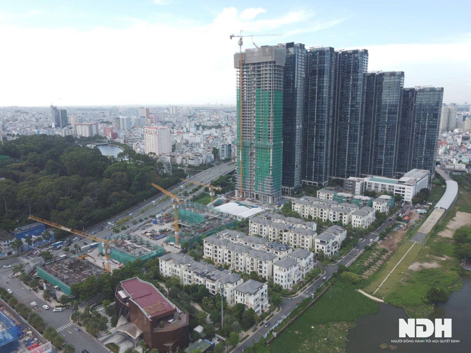 But how is the luxury apartment project developing in Ho Chi Minh City after changing owners?